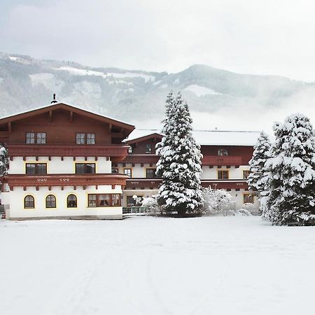 Pension Alpenrose Maishofen Exterior photo